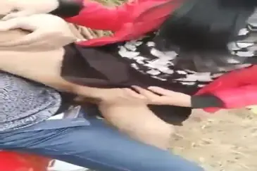 Bercinta di Jalanan Saat Sepi
